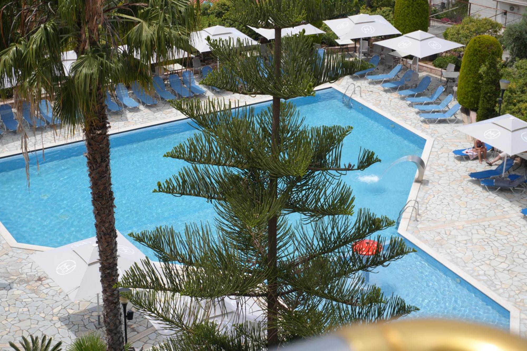 Hotel Mediterrane Саранда Экстерьер фото
